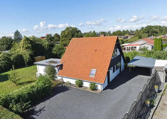 Villa Charming For Rent