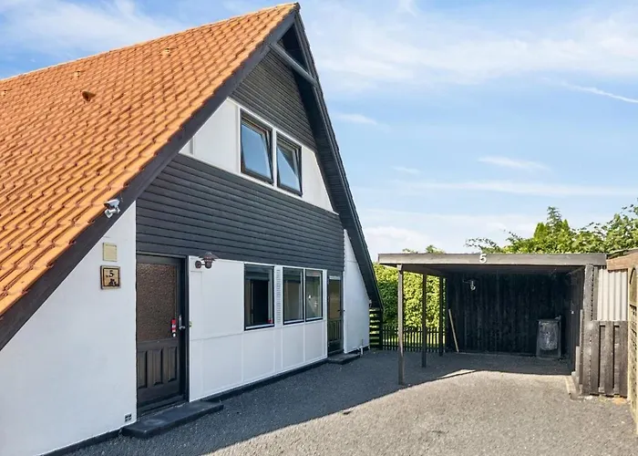Villa Charming For Rent Rødby